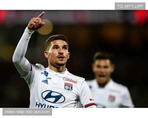 云达不莱梅对弗赖堡再现意图判罚 主裁认定普埃尔塔斯有用手控球意图